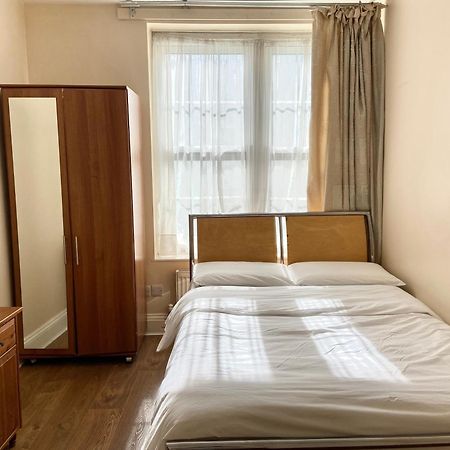 Separate Rooms By The Thames Londres Exterior foto